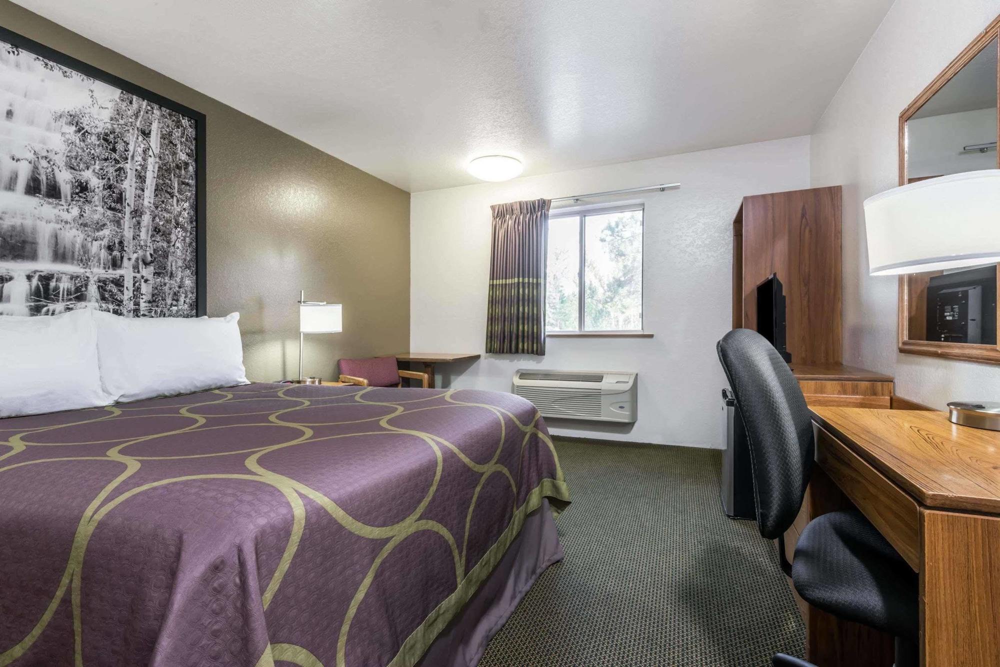 Super 8 By Wyndham Missoula/Reserve St. Exteriör bild